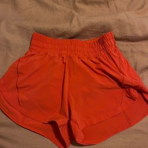 Track That High-Rise Lined Short 3" in love red